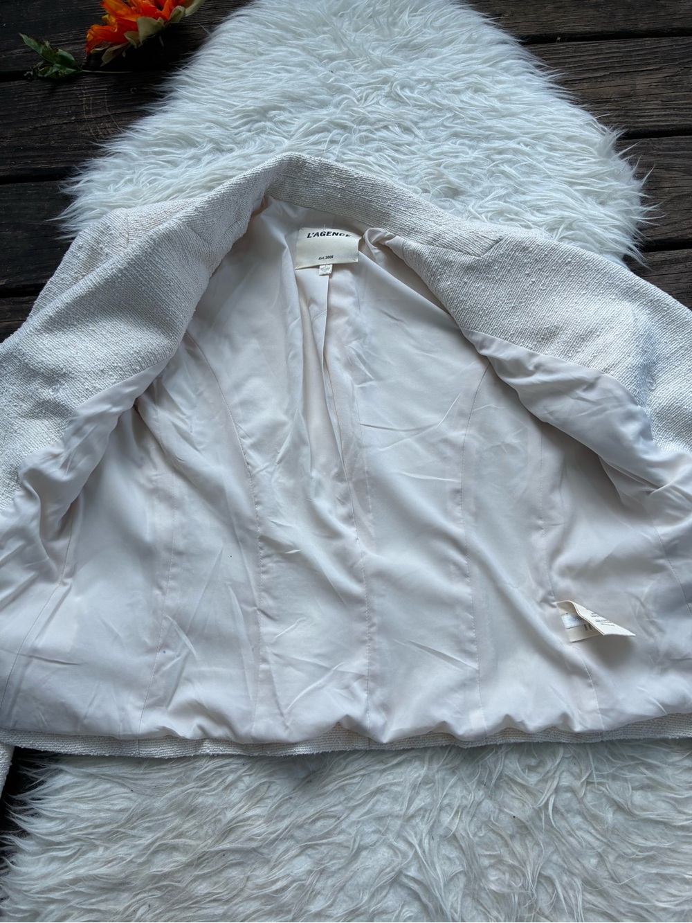 🌺HP🌺Retails $596 Lagence Brooke Double breasted crop blazer in ecru in size 4 🌺 - Picture 5 of 10